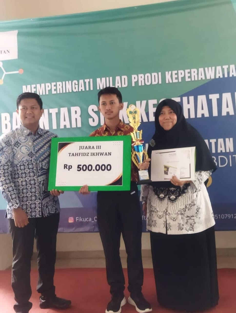 Siswa SMAIT Ash-Shibgoh Raih Juara dalam Lomba Tahfidz Tingkat SMK Kesehatan se-Tangerang Selatan